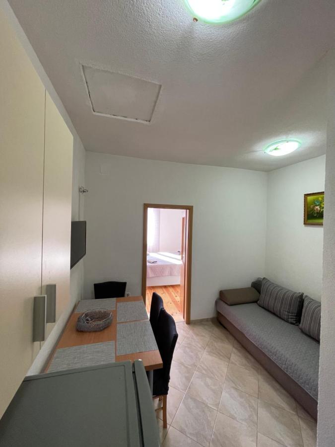 Ivan I Matej Apartments Блаце Екстер'єр фото