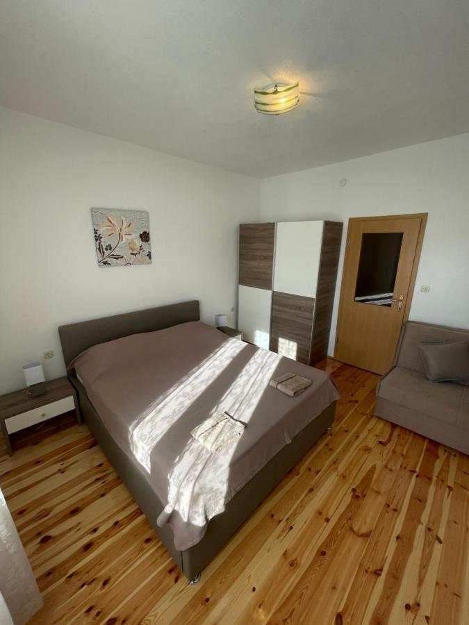 Ivan I Matej Apartments Блаце Екстер'єр фото